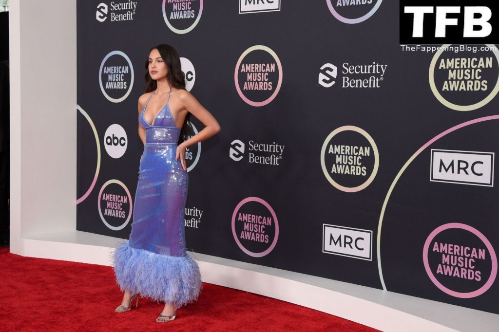 Olivia Rodrigo Shows Off Her Sexy Tits at the 2021 American Music Awards (53 Photos)