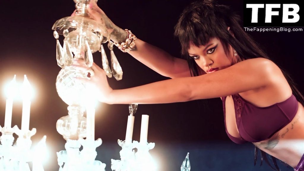 Savage X Fenty by Rihanna – Christmas Collection (17 Pics + Video)