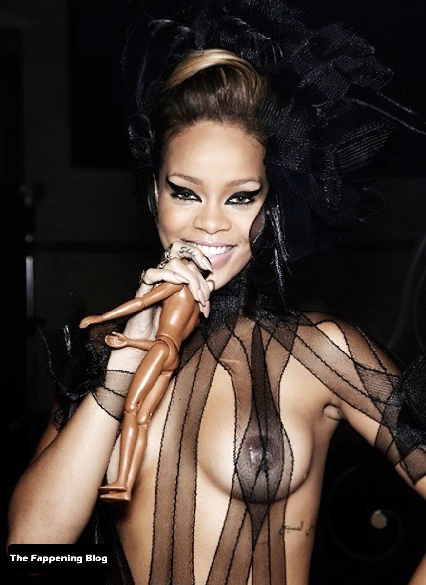 Rihanna Shows Off Her Tits & Ass (7 Enhanced Nude & Sexy Photos + V...