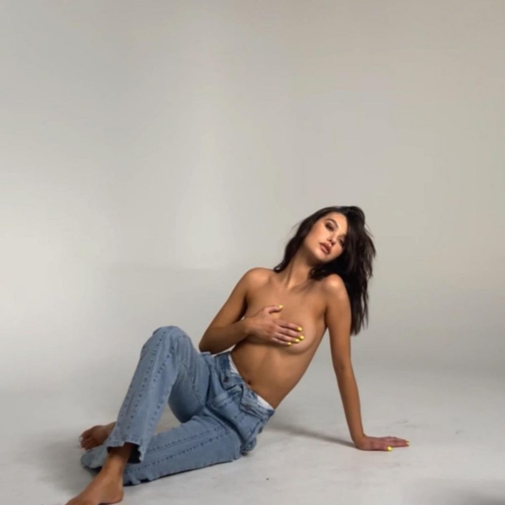 Amanda Steele Nude &amp; Sexy Collection (66 Photos)