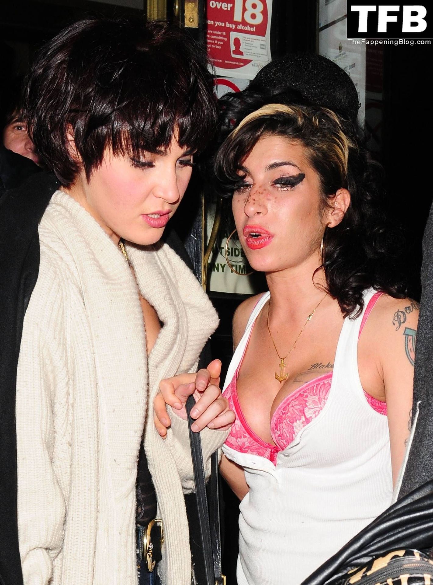 Amy Winehouse Amywinehouse Thezorromask Nude Leaks Onlyfans Photo 89 Thefappening