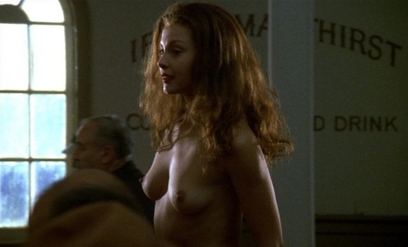 Ashley Judd Nude &amp; Sexy Collection (73 Photos)