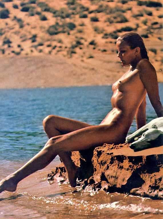 Bo Derek Nude &amp; Sexy Collection (45 Photos)
