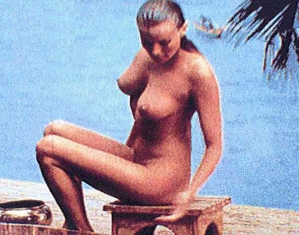 Bo Derek Nude & Sexy Collection (45 Photos) .