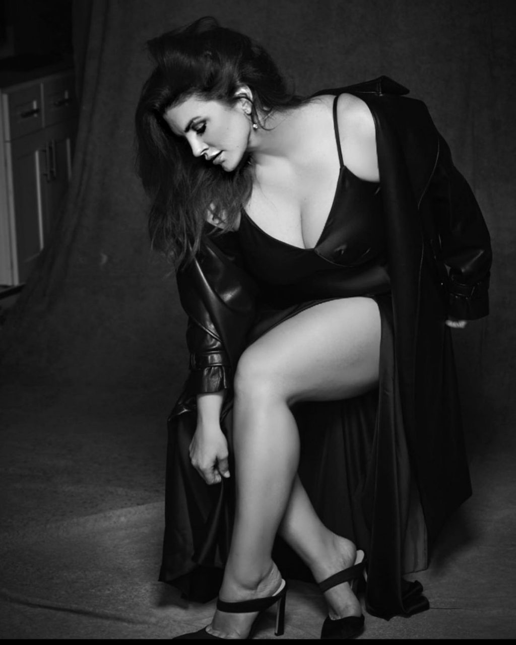 Gina Carano Nude &amp; Sexy Collection (42 Photos + Videos)