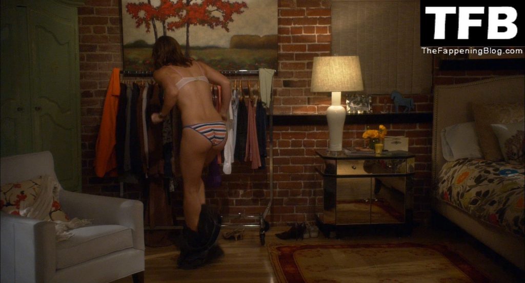 Jessica Biel Nude &amp; Sexy Collection (150 Photos)