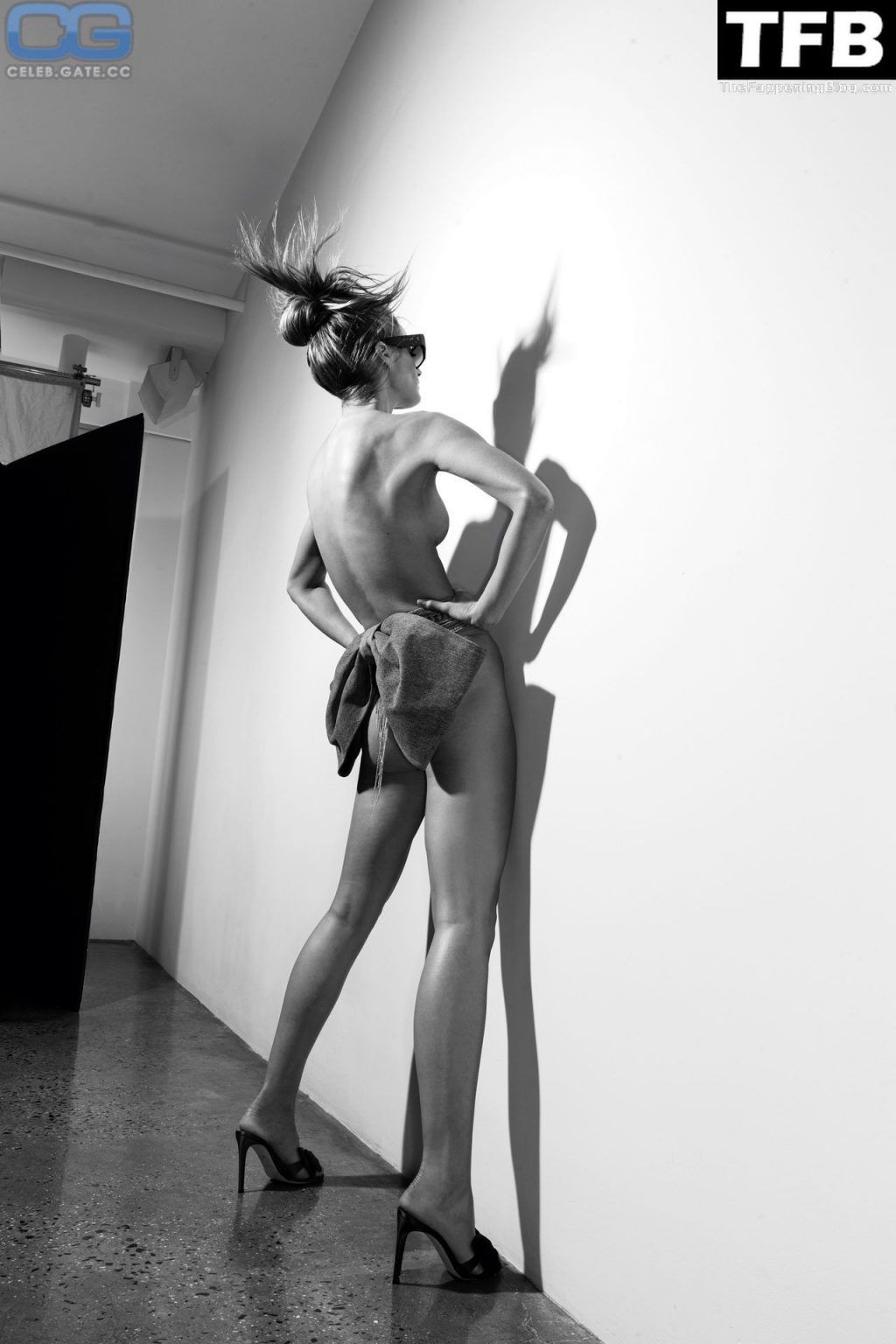 Kate Bock Nude &amp; Sexy Collection (22 Photos)