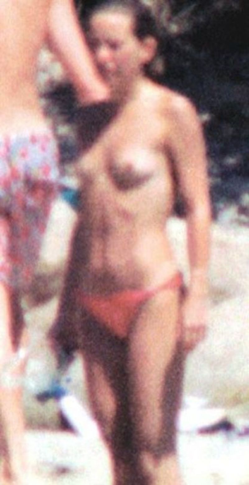 kate-hudson-nude-sexy-94-thefappeningblog.com_.jpg