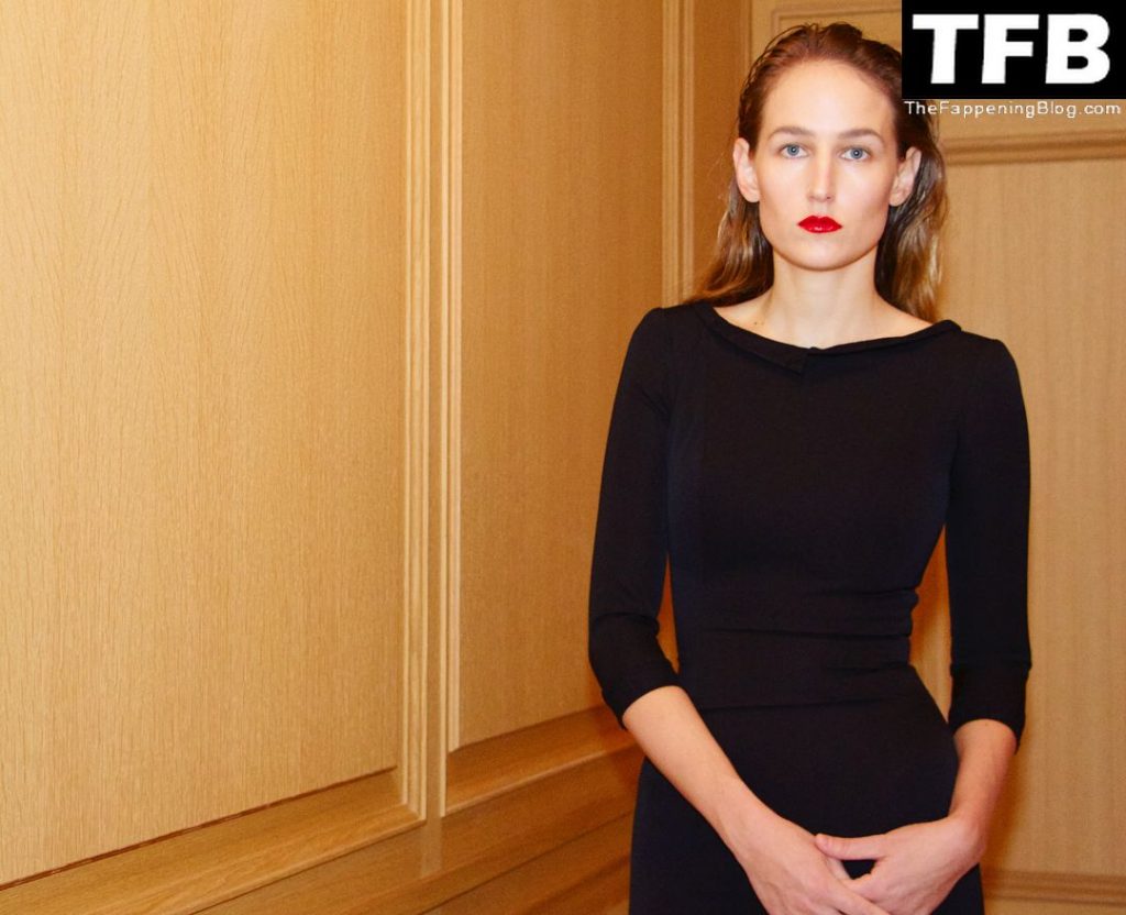 Leelee Sobieski Nude Leaked The Fappening &amp; Sexy Collection (164 Photos)