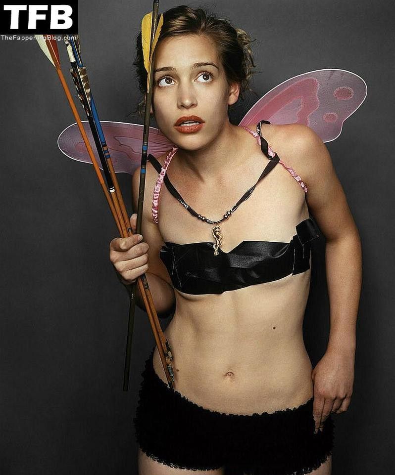 piper-perabo-leaked-56068-thefappeningblog.com_.jpg