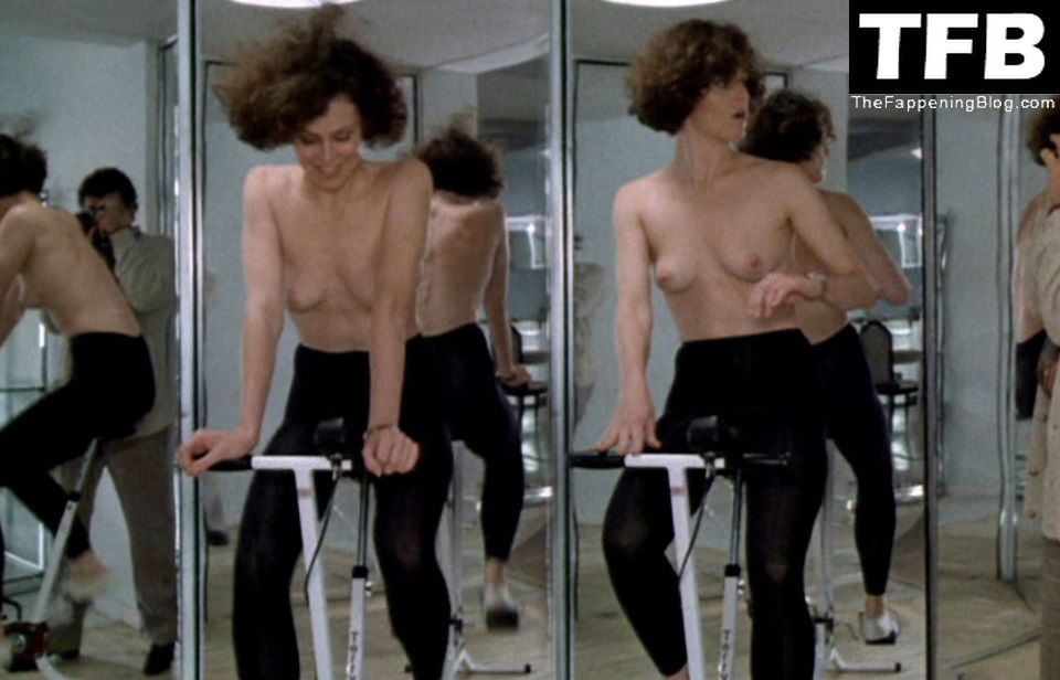 Sigourney Weaver Nude &amp; Sexy Collection (32 Photos)