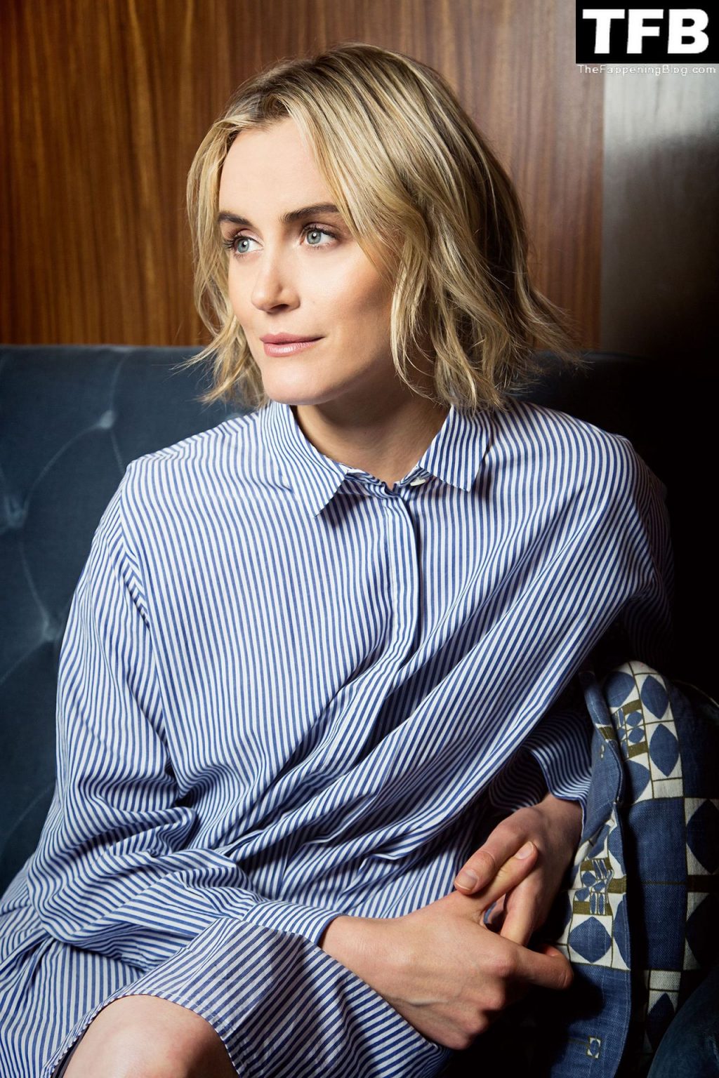 Taylor Schilling Nude &amp; Sexy Collection (20 Photos)