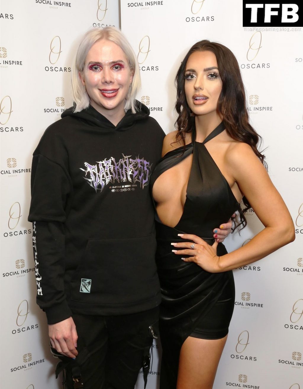 Amy Day Flaunts Her Sexy Tits in London (15 Photos)