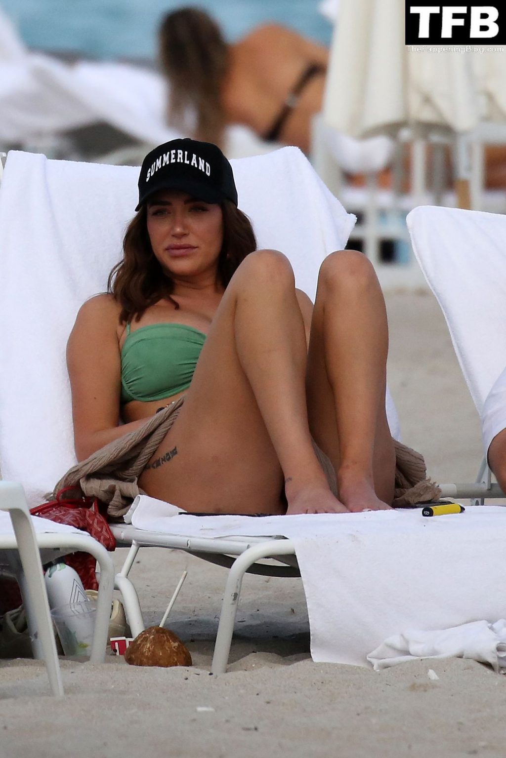 Anastasia Karanikolaou Wears a Green Bikini as She Relaxes With Friends on the Beach in Miami (21 Photos)