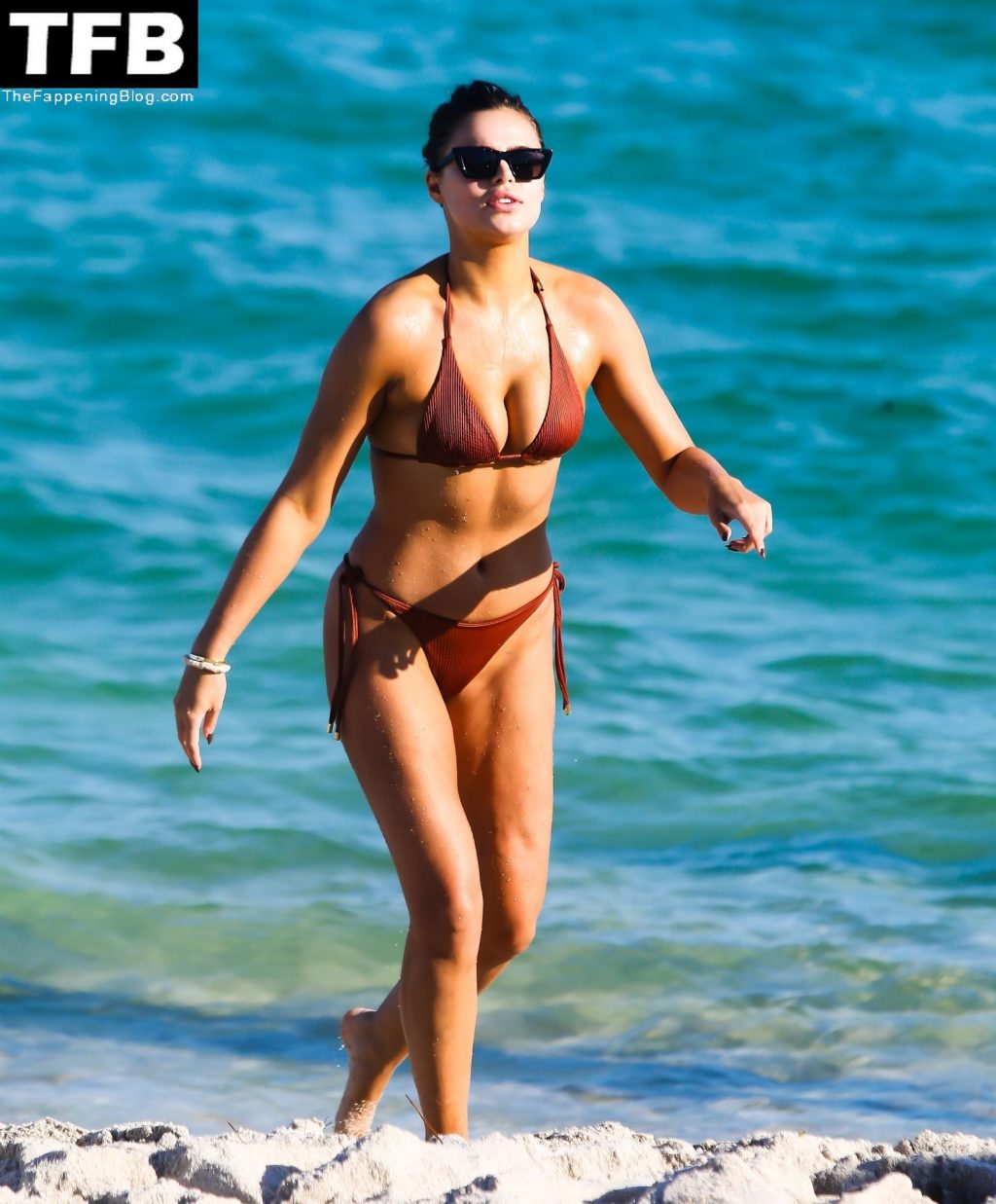 Brooks Nader Puts Her Fit Body on Full Display in Miami Beach (62 Photos)