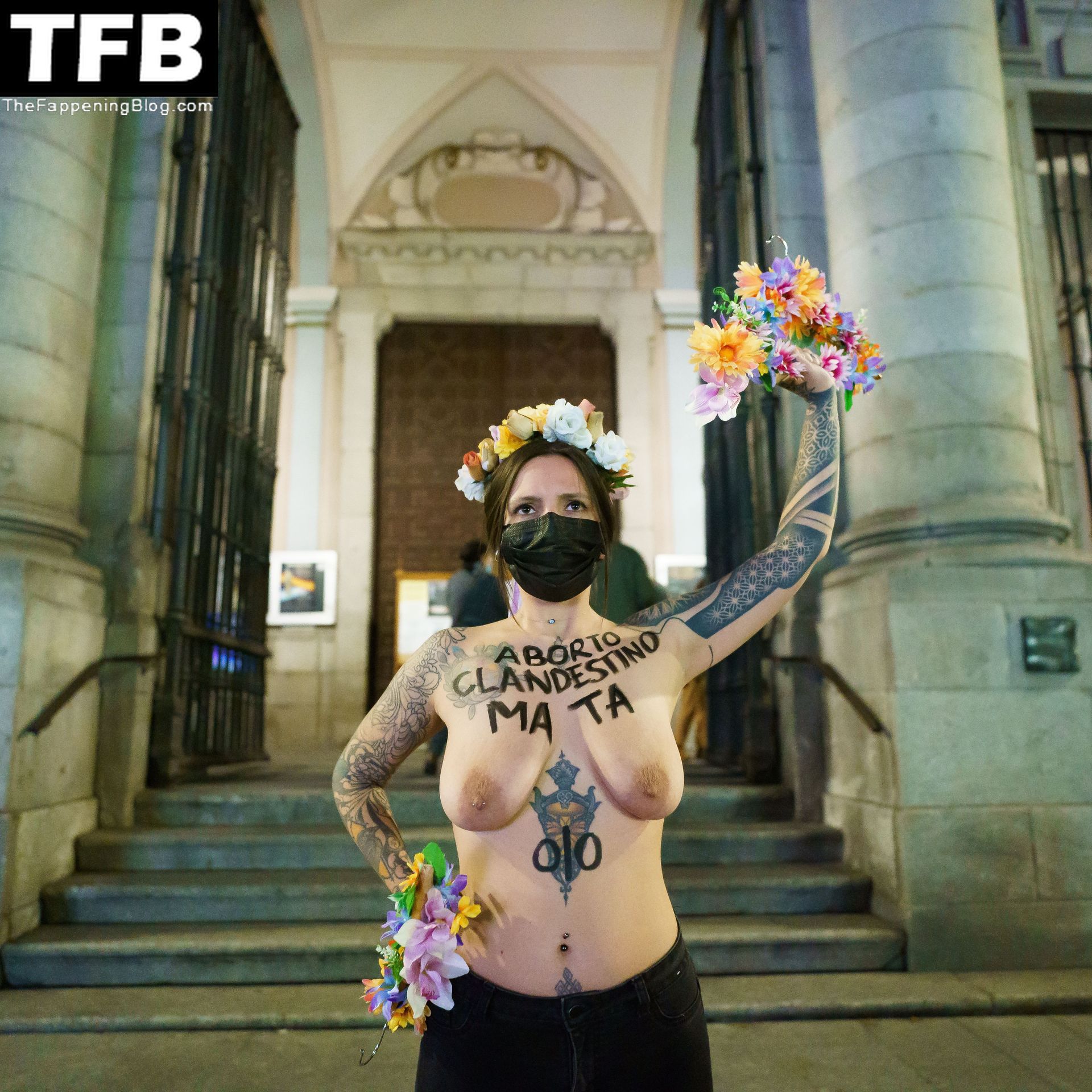Femen-Nude-Protest-The-Fappening-Blog-12.jpg
