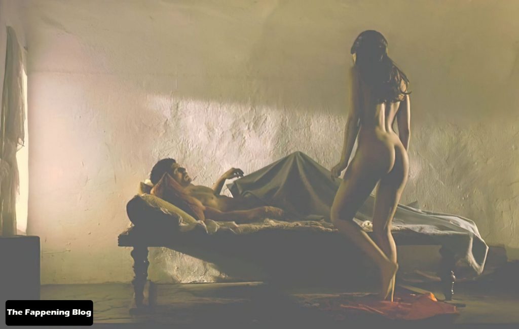 Freida Pinto Nude &amp; Sexy Collection (89 Photos + Videos)