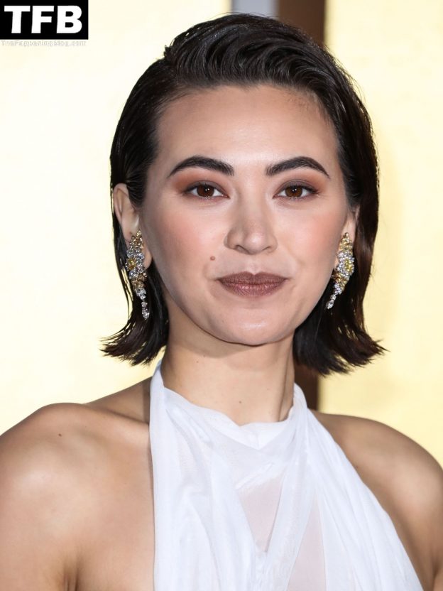 Jessica Henwick Looks Stunning At The 19th Annual Unforgettable Gala