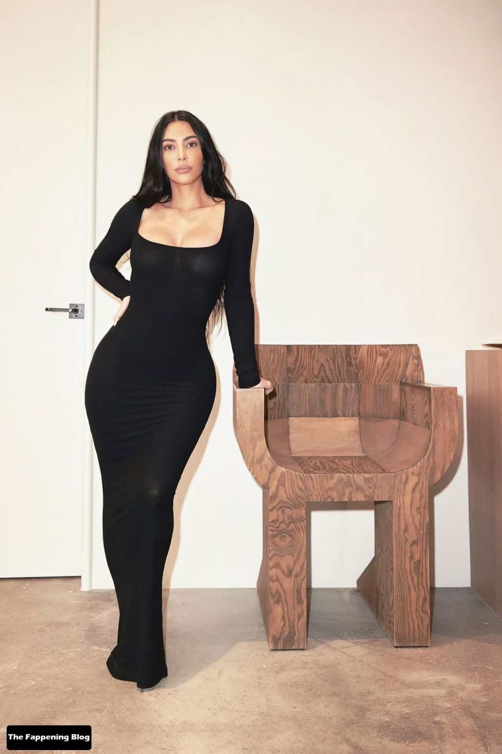 Kim Kardashian Nude &amp; Sexy (7 Hot Photos)