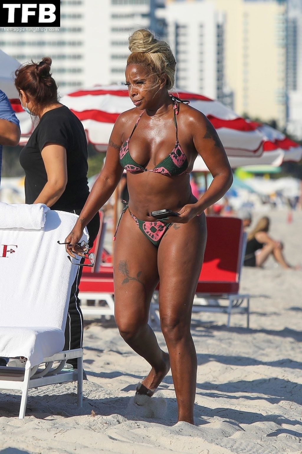 Mary J. Blige Hits the Beach in a Patterned Two-Piece Bikini (19 Photos)