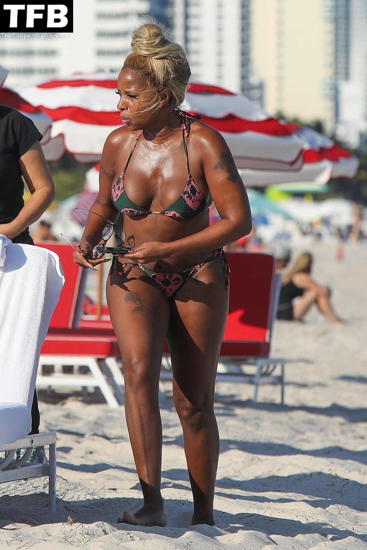 Mary-J.-Blige-Sexy-The-Fappening-Blog-5-2.jpg