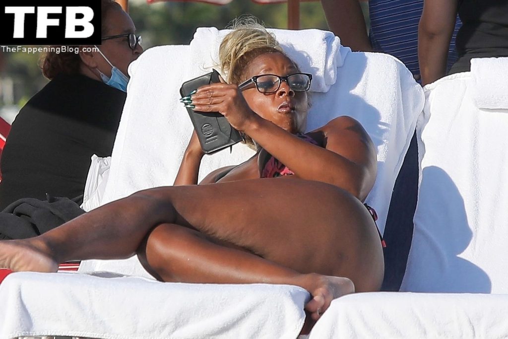 Mary J. Blige Hits the Beach in a Patterned Two-Piece Bikini (19 Photos)