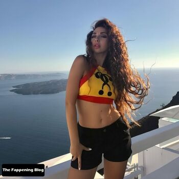 Myriam Fares / myriamfares Nude Leaks Photo 77
