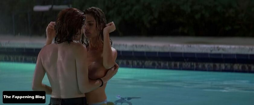 Neve Campbell / nevecampbell Nude Leaks Photo 157