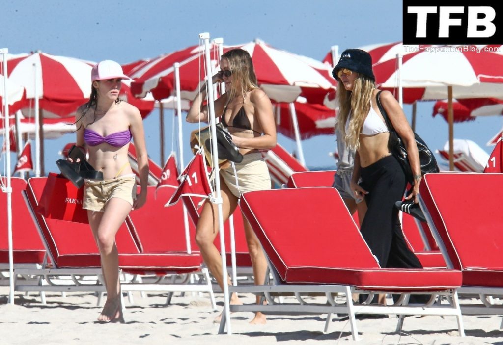 Noah Cyrus Enjoys a Sunny Day with Family and Friends in Miami Beach (37 Photos)