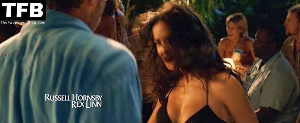 Salma Hayek Topless &amp; Sexy – After the Sunset (4 Pics + Video)