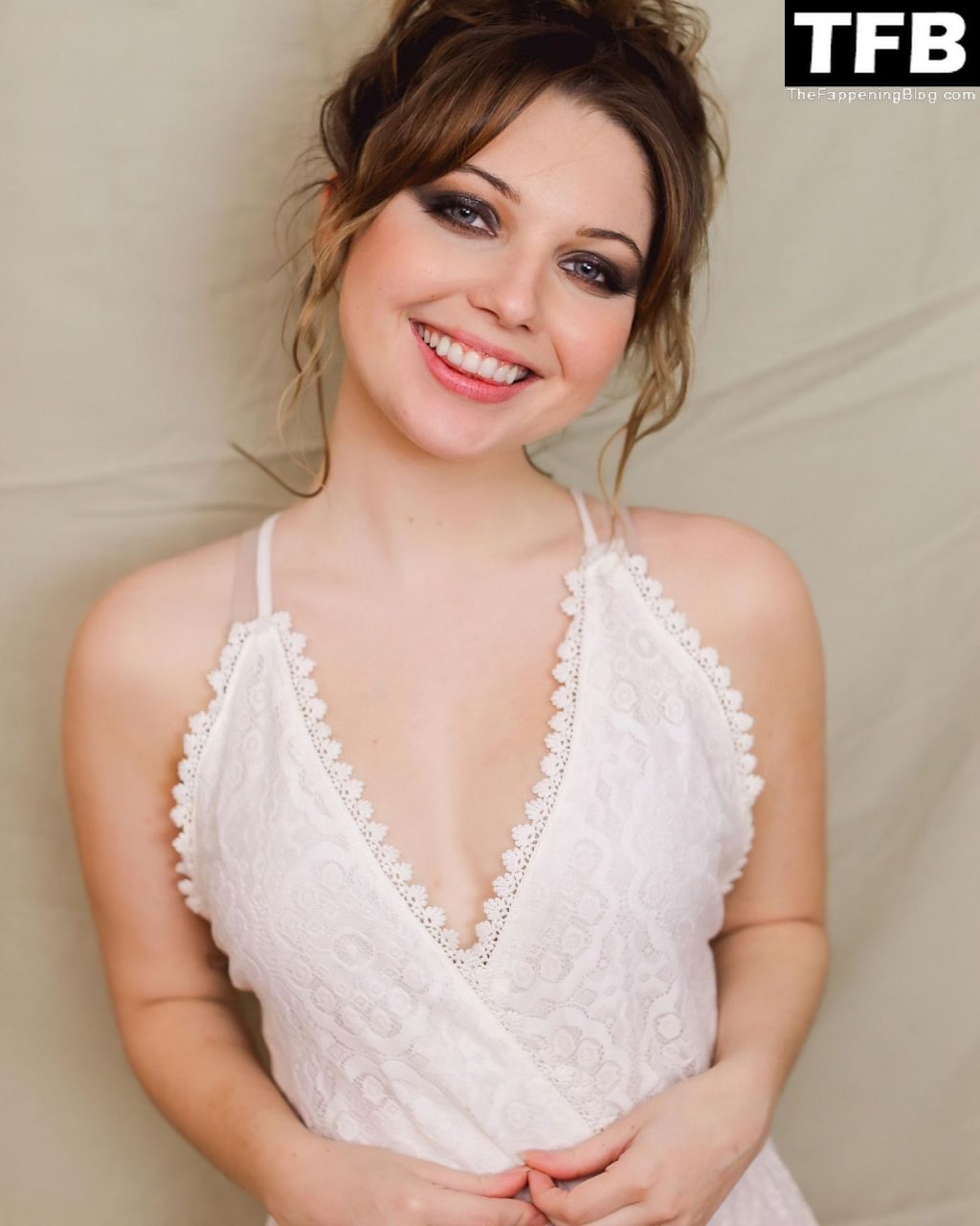 Sammi Hanratty Looks Beautiful in a Sexy Shoot For The Resurrection Collection (35 Photos)