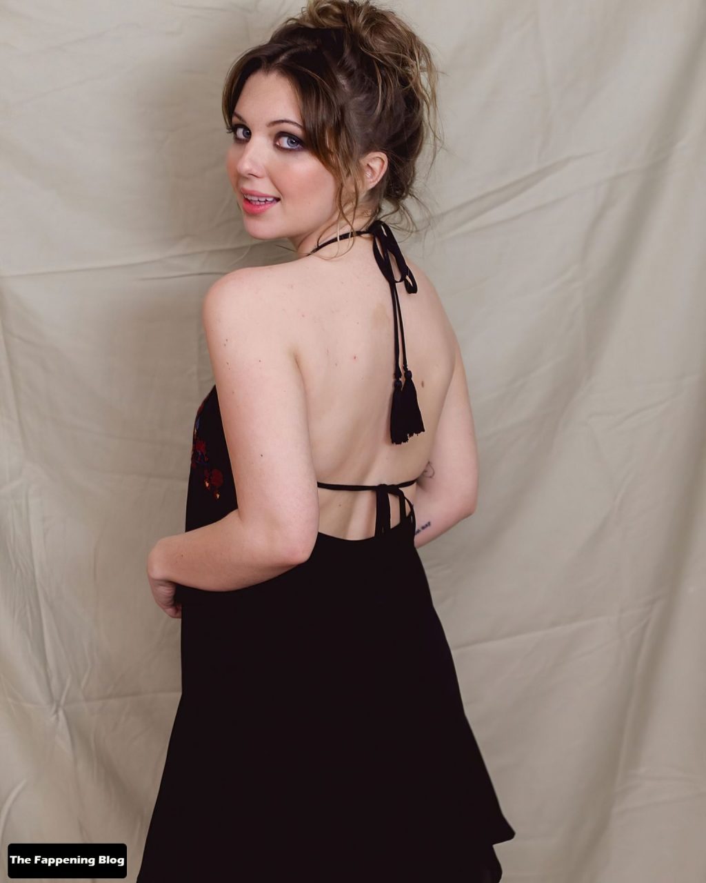 Sammi Hanratty Looks Beautiful in a Sexy Shoot For The Resurrection Collection (35 Photos)