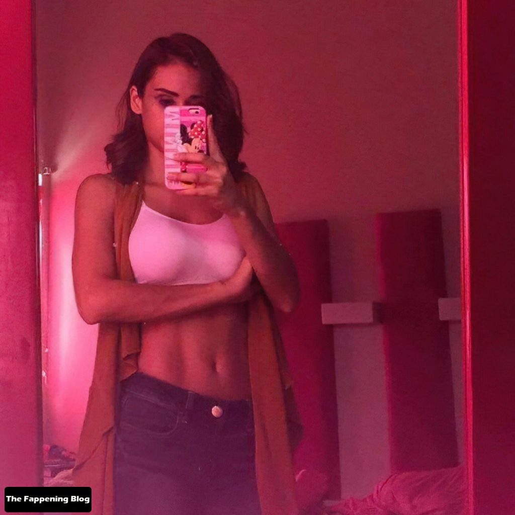 Winifer Fernandez Sexy Collection (28 Photos + Videos)