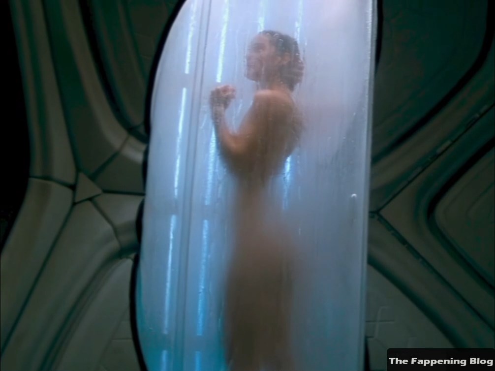 Carrie-Anne Moss Nude (5 Pics + Video Scenes Compilation)