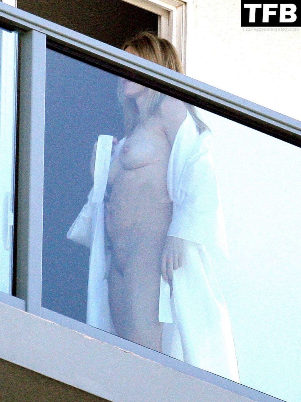 Naomi Watts Nude &amp; Sexy Collection (77 Photos)