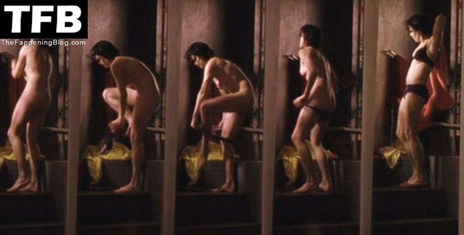 Neve Campbell Nude & Sexy Collection (73 Photos) .
