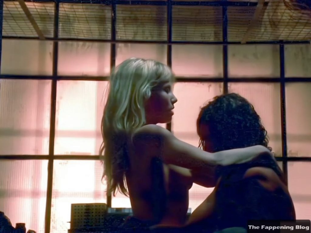 Rebecca De Mornay Nude &amp; Sexy – Never Talk To Strangers (8 Pics + Video)