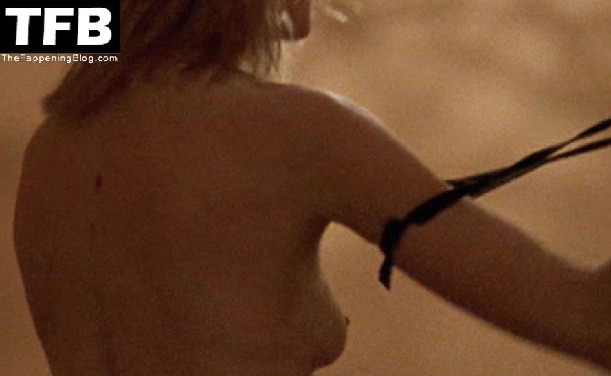 Sienna Guillory Nude (6 Pics)