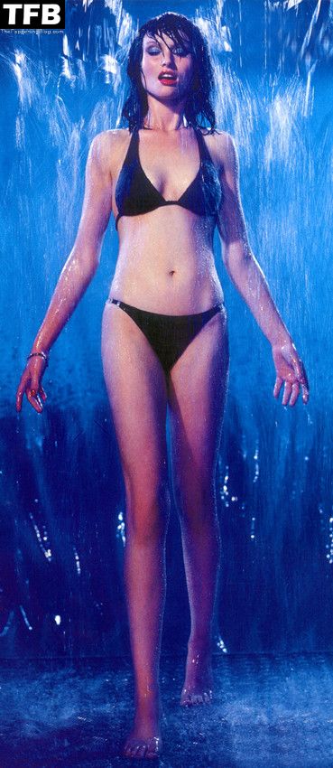 Sophie Ellis-Bextor Nude &amp; Sexy Collection (15 Photos)