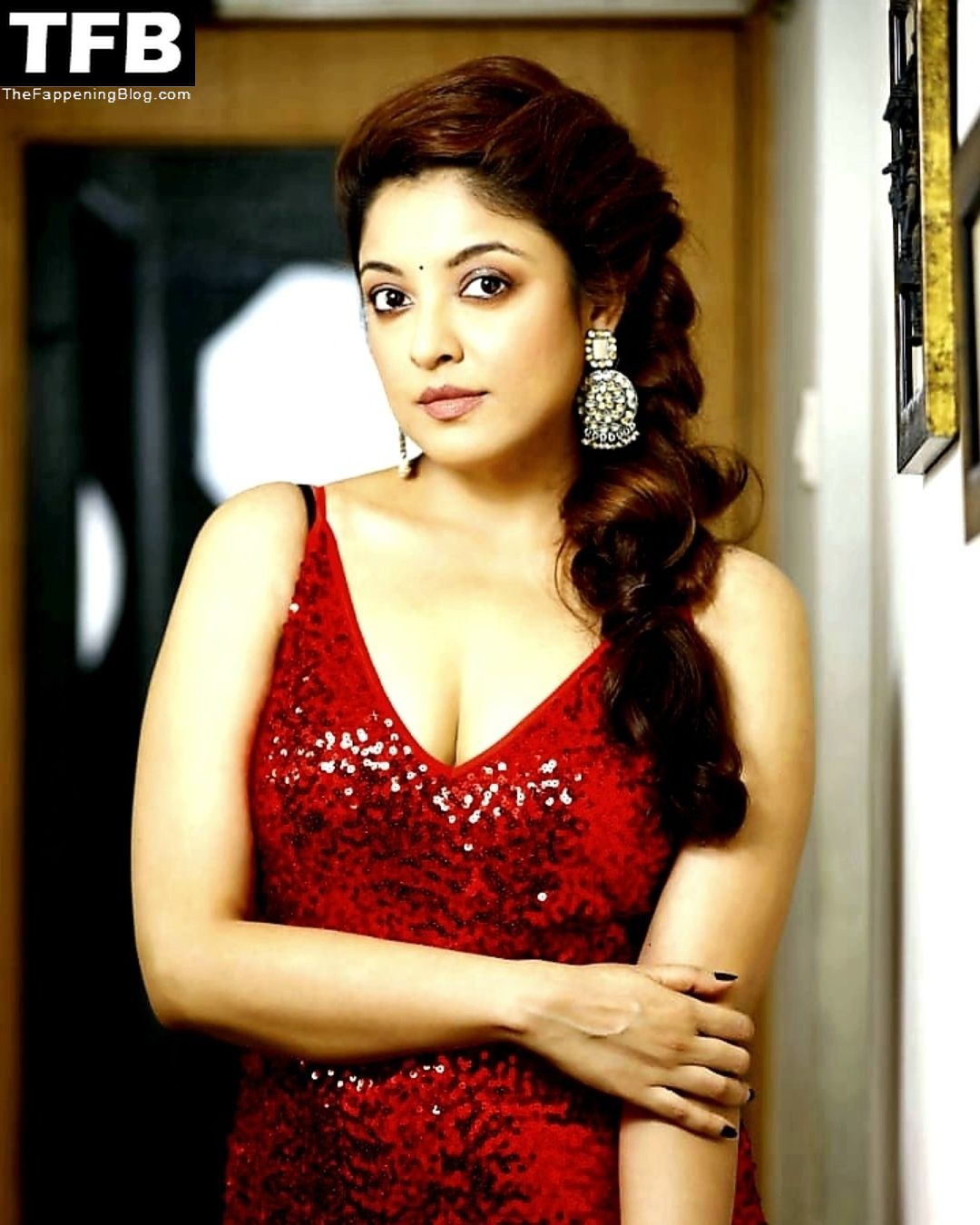 Tanushree Dutta Sexy Collection (8 Photos) | #TheFappening
