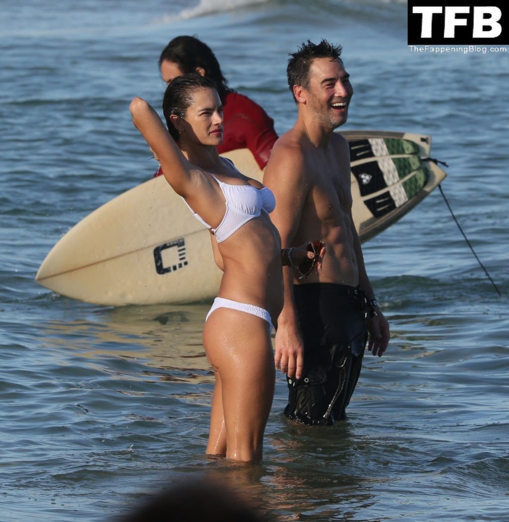 Alessandra Ambrosio &amp; Richard Lee Spend Their New Year’s Day at the Beach in Brazil (176 Photos)
