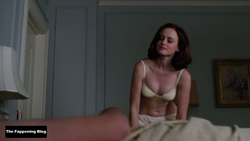 Alexis Bledel Topless &amp; Sexy Collection (41 Pics + Videos)