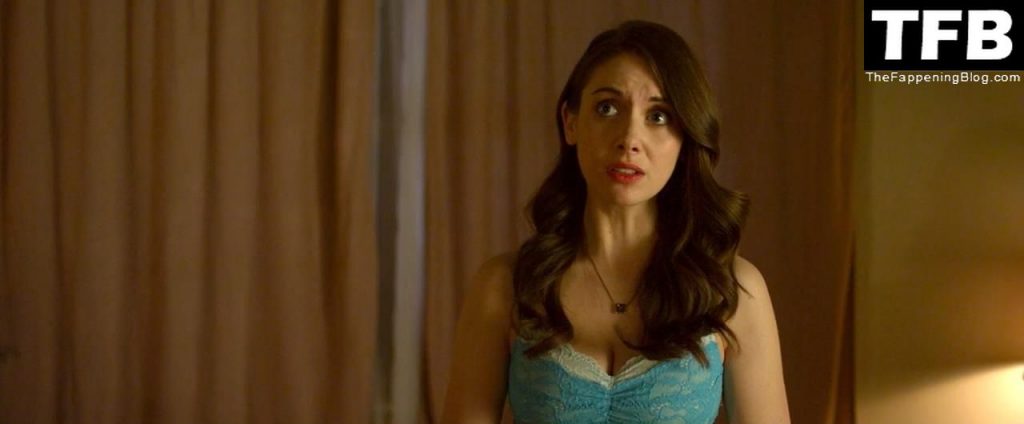 Alison Brie Sexy – No Stranger Than Love (4 Pics + Video)