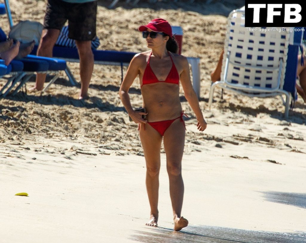 Andrea Corr Showcases Her Sexy Figure in a Skimpy Red Bikini on Holiday in Barbados (100 Photos)