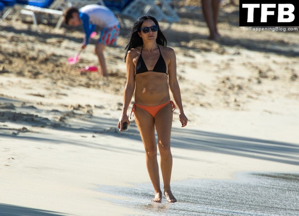 Andrea Corr Shows Off Her Incredible Figure in a Tiny Bikini on Holiday in Barbados (86 Photos)