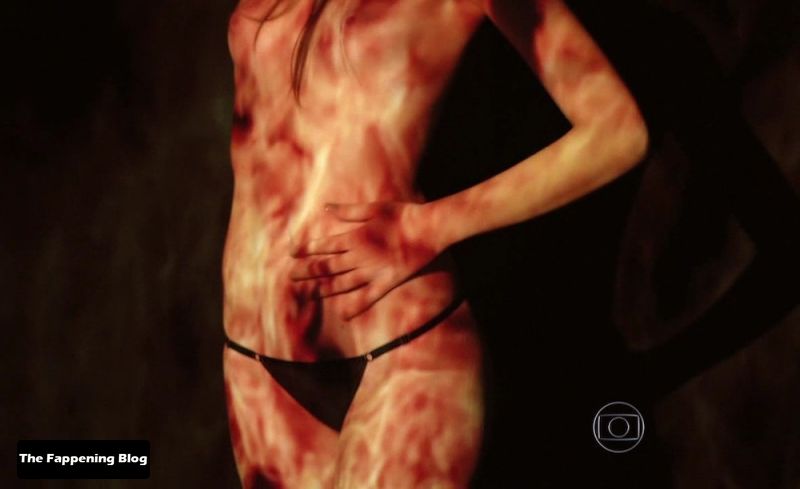Camila Queiroz Nude &amp; Sexy Collection (50 Pics + Videos)