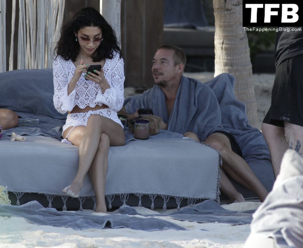 Chantel Jeffries is Pictured with DJ Diplo in Mexico (41 Photos)