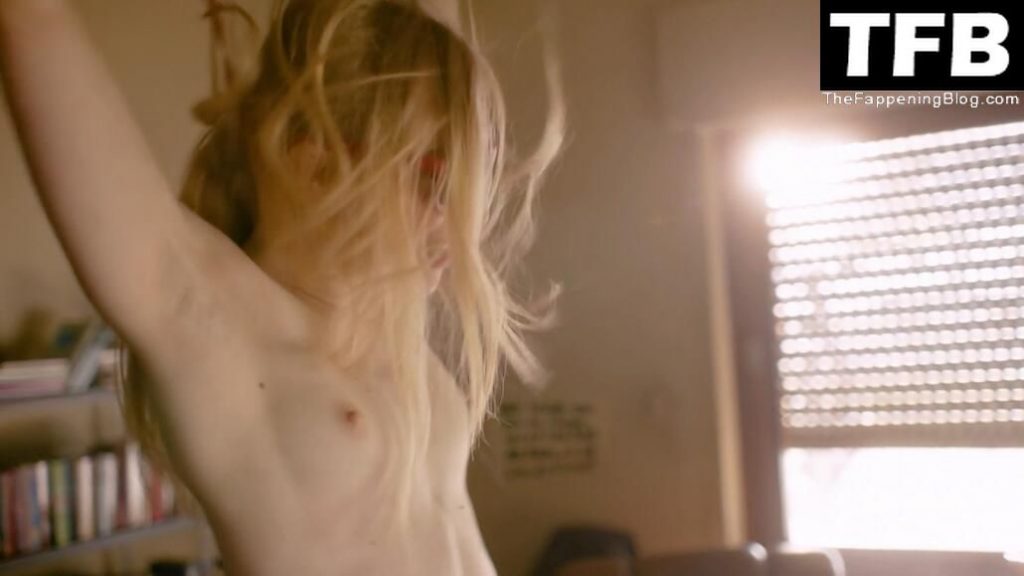 Elisa Schlott Nude – Tatort (4 Pics + Video)