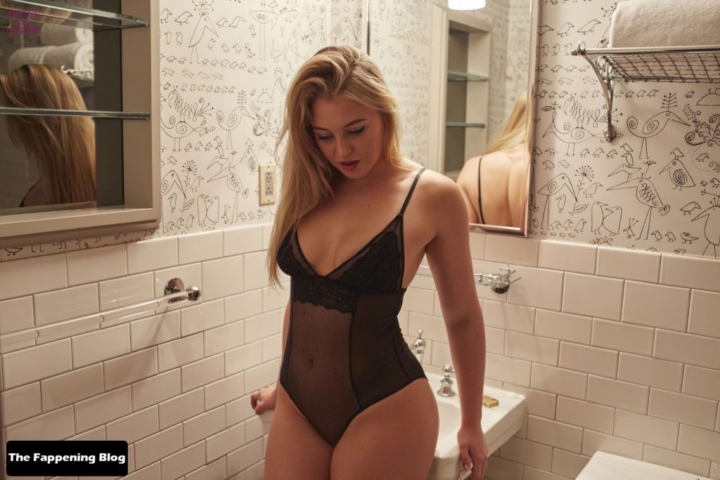 Iskra Lawrence Nude &amp; Sexy Collection (108 Photos)