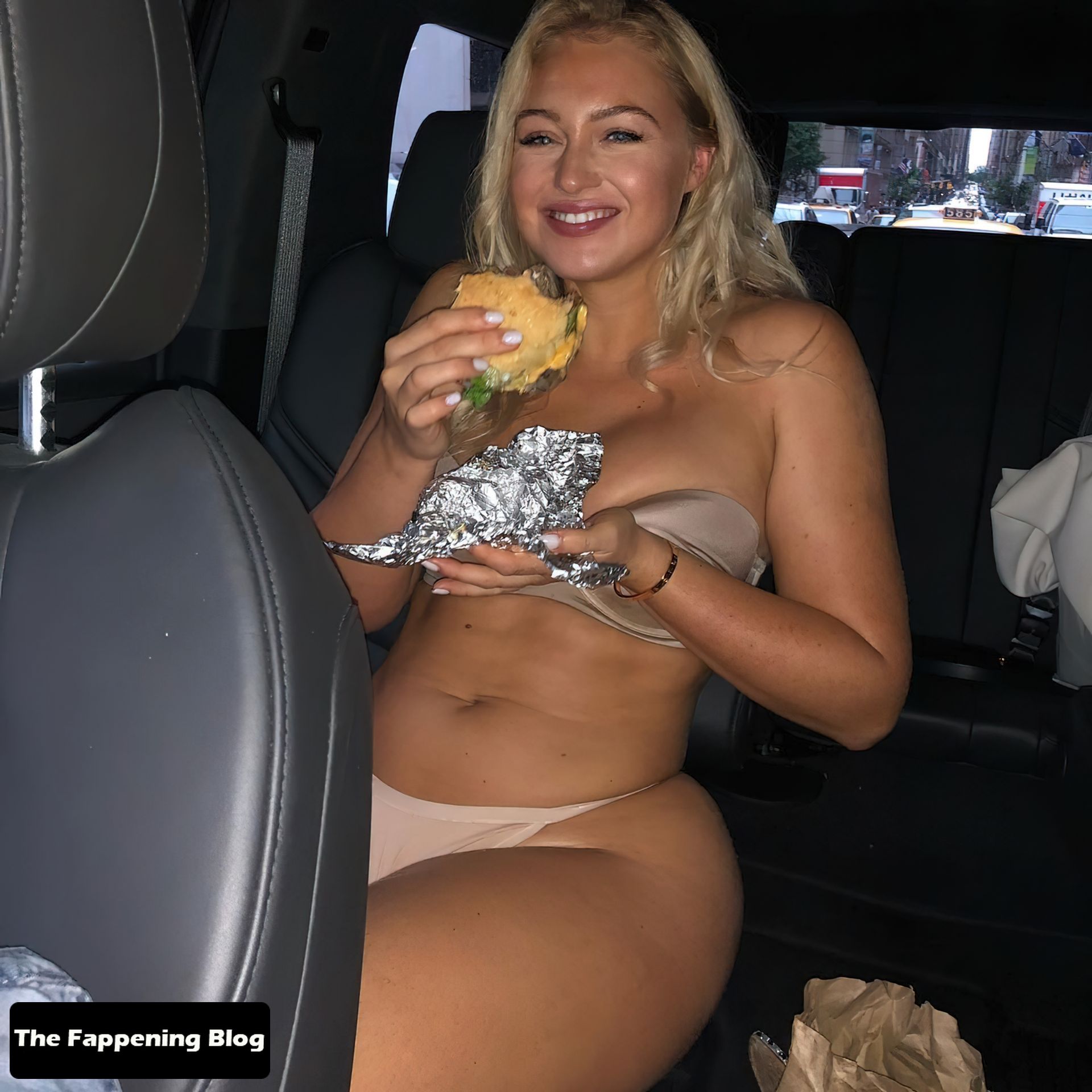 Iskra-Lawrence-Sexy-Collection-46-1-thefappeningblog.com_.jpg